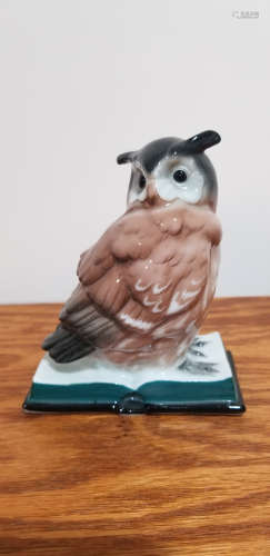 karl Ens Volkstedt Owl on Book Figurine Green