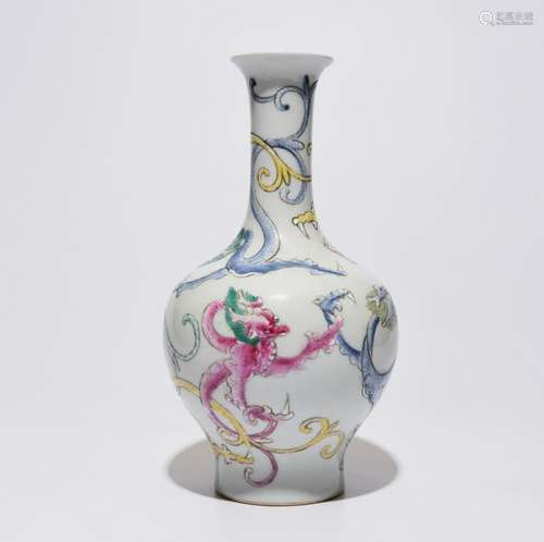 Chinese Famille Rose Porcelain Vase,Mark