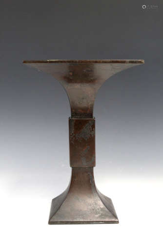 Chinese bronze GU vase. 19th C