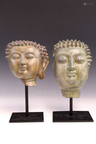 Two Thai Bronze Buhhda head.