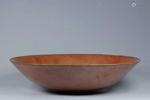 Chinese Porcelain Bowl w Gold Wire