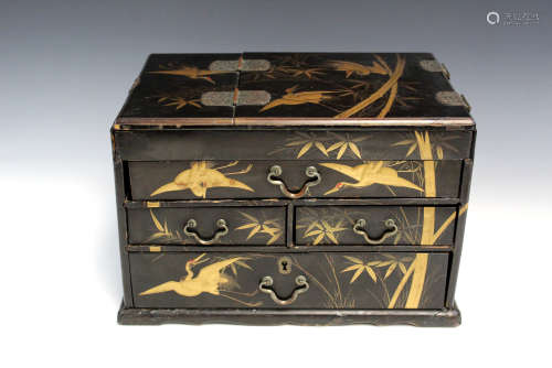 Japanese lacquer jewelry box.