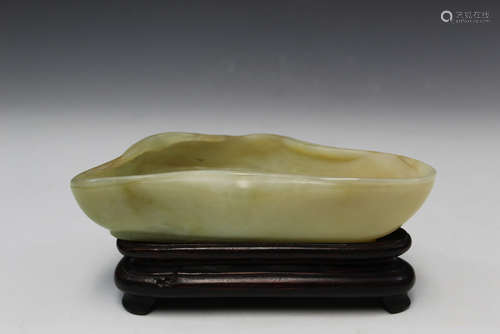 Chinese carved jade brush washer.