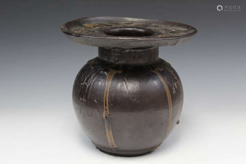 Japanese brown glazed pottery pot.