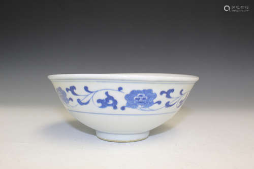 Chinese blue and white porcelain bowl. 20 century