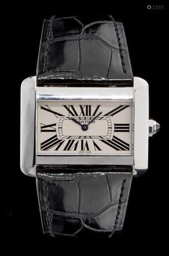 Cartier, Divan, montre rectangulaire à quartz - Cadran gris, chiffres romains [...]