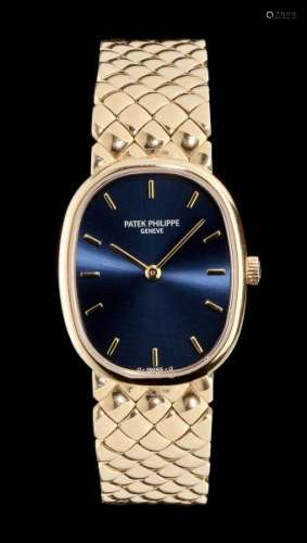 Patek Philippe, Ellipse, montre bracelet ovale mécanique - Cadran bleu, index [...]