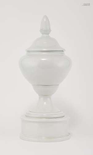 Vase boule couvert - Porcelaine blanche, H 60 cm -
