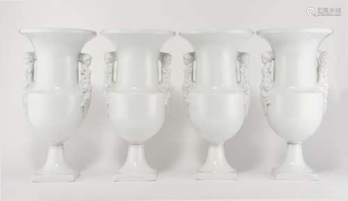 Suite de 4 grands vases néoclassiques cariatides - Couleuvre, France, porcelaine [...]