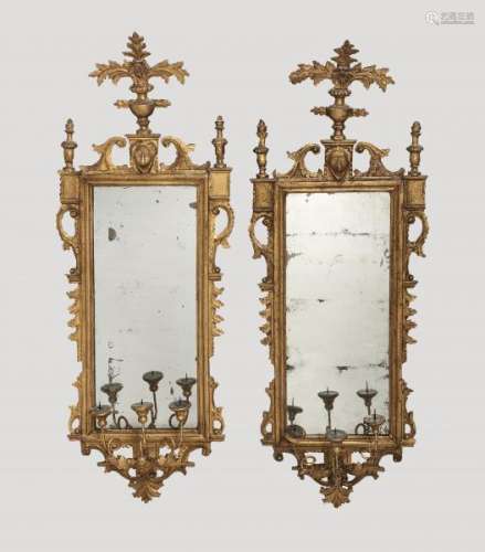 Paire de miroirs, Angleterre, époque George III - Bois sculpté, stuqué, glace au [...]