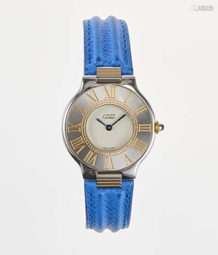 Cartier, Must, montre ronde à quartz - Cadran crème, aiguilles bleues, chiffres [...]