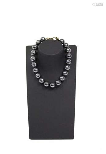 Collier de perles d'hématite - Fermoir en argent 925, L 45 cm - Prix de réserve :  [...]