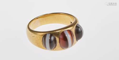 Bague jonc sertie de trois agates ovales taille cabochon - Or 750, doigt 60-20, [...]