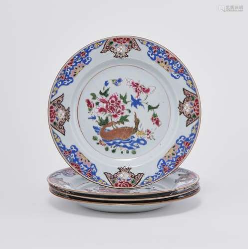 Suite de 4 assiettes, Chine, Compagnie des Indes, XVIIIe s - Porcelaine émaillée [...]