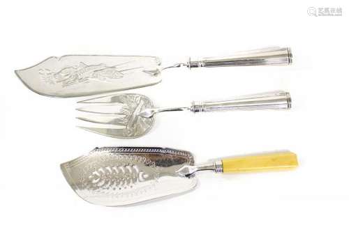 Couverts de service à poisson géorgiens et victoriens  - Argent, brut 450 g, L de [...]