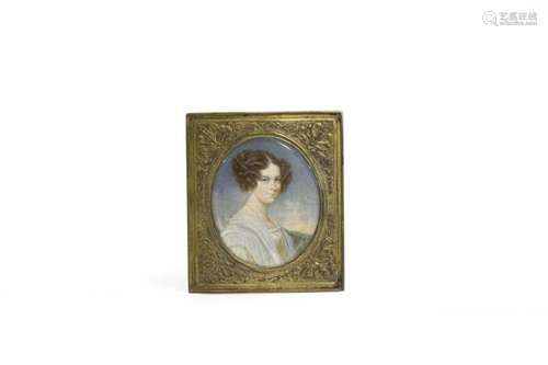 Miniature portrait de femme sur ivoire - 5x6 cm - Prix de réserve :  - 150 -