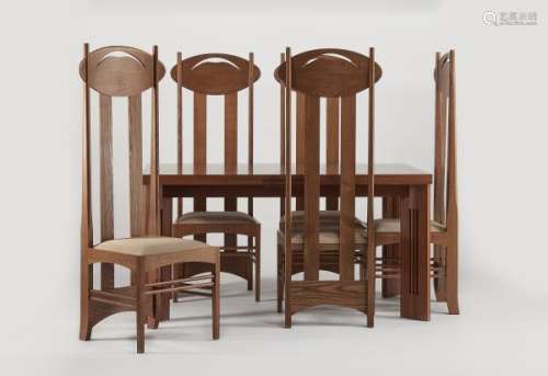 Charles Rennie Mackintosh (1868-1928) - Table de salle à manger et dix chaises [...]