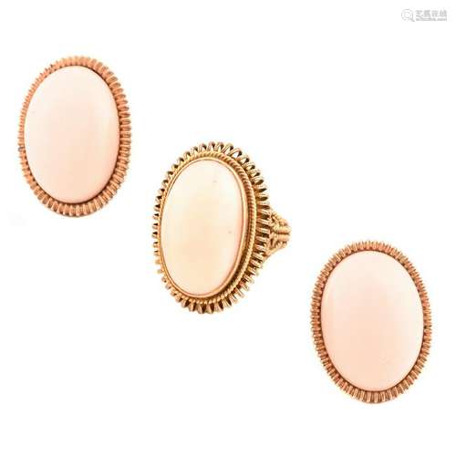 *Pink Coral, 14k Yellow Gold Jewelry Suite.