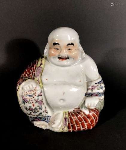 CHINE. BOUDDHA Maitreya en porcelaine à décor poly…