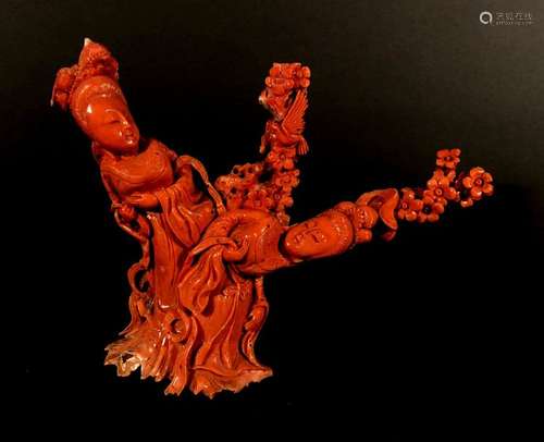 CHINE. BRANCHE de CORAIL sculptée figurant deux él…