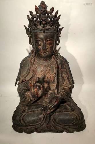 CHINE. GUANYIN en position vajrasana et esquissant…