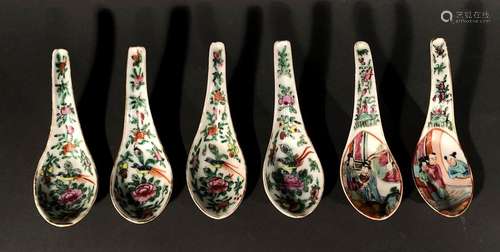 CHINE, Canton. Lot de six CUILLERS en porcelaine à…