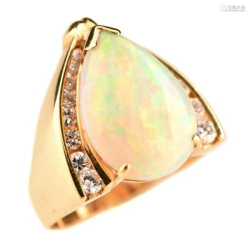 Opal, Diamond, 18k Yellow Gold Ring.