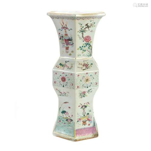 Large Chinese Famille Rose Porcelain Garden Stool.