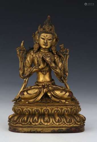 CHINE STATUETTE en bronze doré, représentant tara …