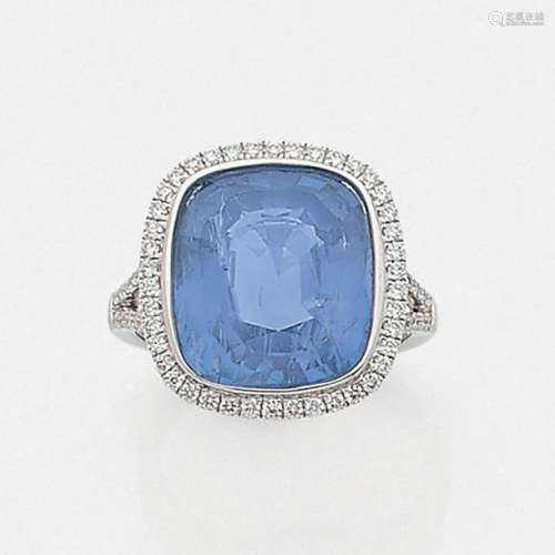 IMPORTANT FRENCH WORK RING SAPHIRElle is adorned w…