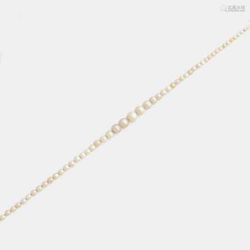 NECKLACE FINE PEARLSIt is made up of eighty fine p…
