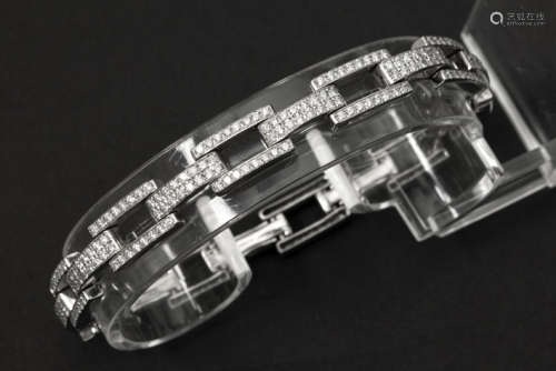 Fraai bracelet met karakteristieke Art Deco schake…