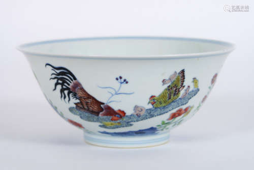 Chinese bowl in gemerkt porselein met een polychro…