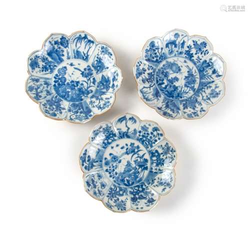 SET OF THREE BLUE AND WHITE DISHES