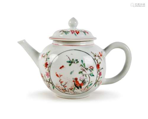 FAMILLE ROSE INSECT ROOSTER TEAPOT
