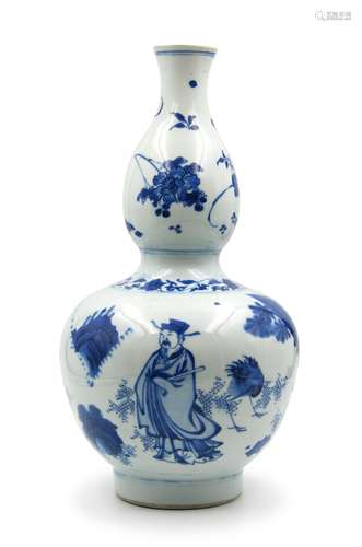 BLUE AND WHITE DOUBLE GOURD VASE