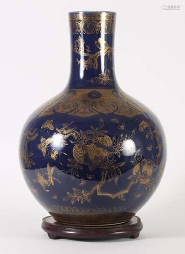 CHINESE PORCELAIN PARCEL GILT BLUE GROUND VASE