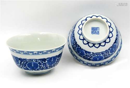 PAIR OF DAOGUANG QING-HUA BOWLS