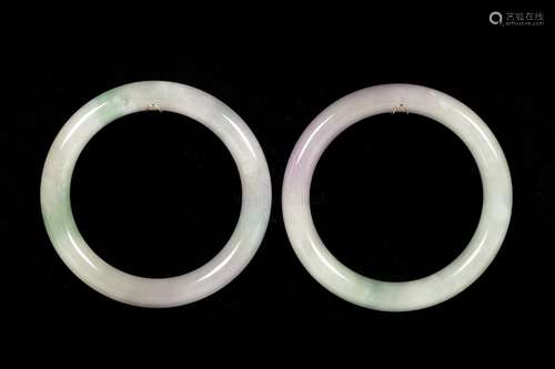 A PAIR OF JADEITE BRACELETS