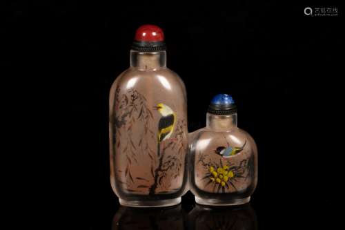A INSIDE-PAINTED 'FLOWER AND BIRD' SNUFF BOTTLE