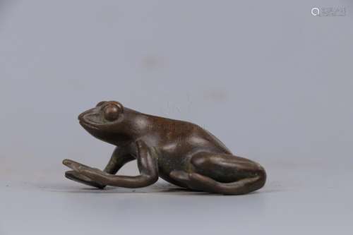 A BRONZE MODEL OF FROG