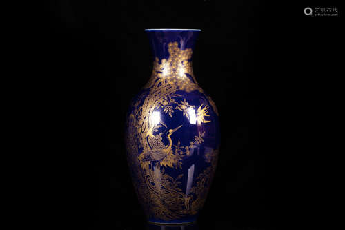 A GILT-DECORATED BLUE-GROUND PAINTED ENAMEL VASE