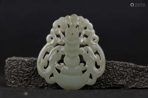 A JADEITE OPENWORK PLAQUE