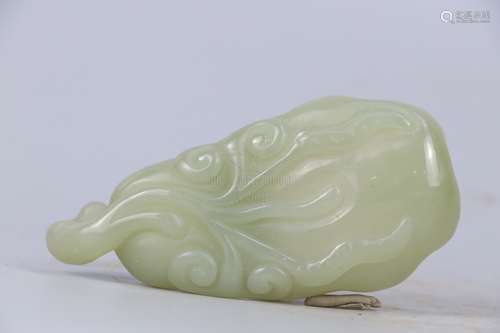 A CARVED WHITE JADE BRUSH WASHER