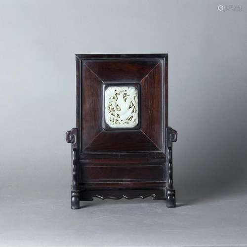 AN INSCRIBED WHITE JADE ROSEWOOD TABLE SCREEN