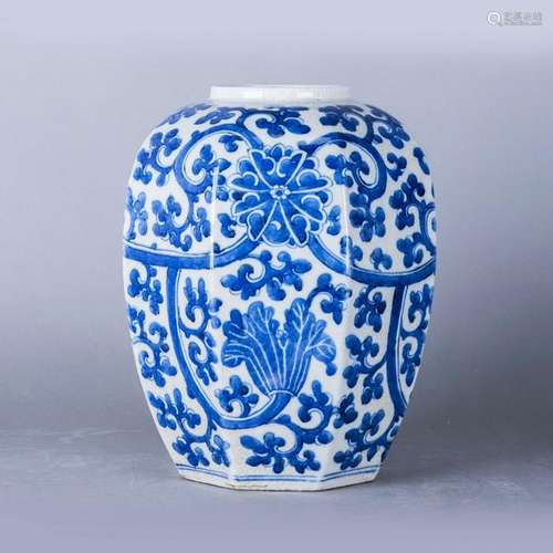 A BLUE AND WHITE OCTAGONAL JAR