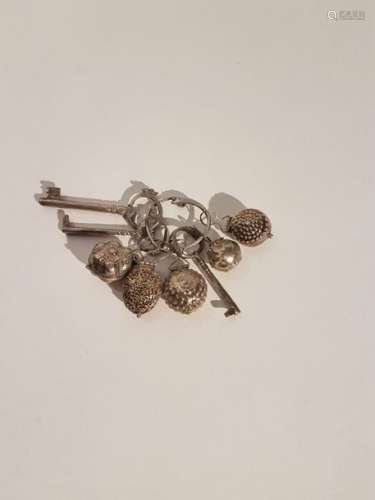 Lot of pendants \nSilver, composed of 4 small balls…