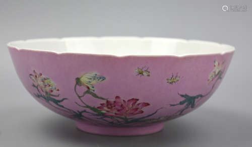 Chinese Famille Rose,Scalloped Floral Bowl, 19th C