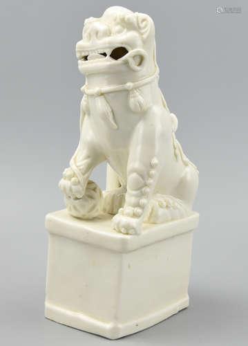 Chinese Dehua Lion Incense Burner, Kangxi Period