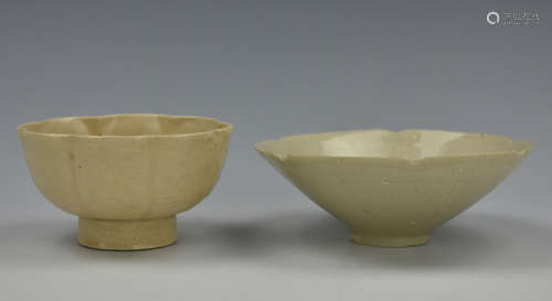 Chinese Ding Type Scalloped Cup & Bowl, Song D.